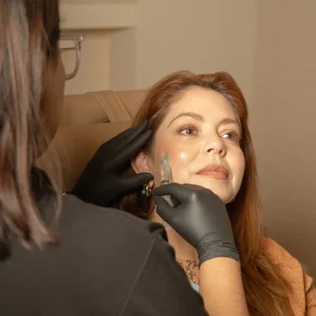Botox, fillers and biostimulator treatments at Alonnova Spa in Tijuana